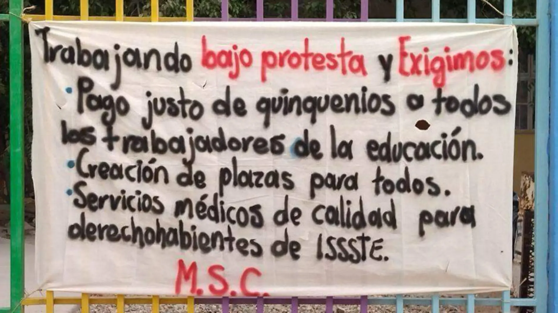 escuelas de los cabos trabajn bajo protesta 2